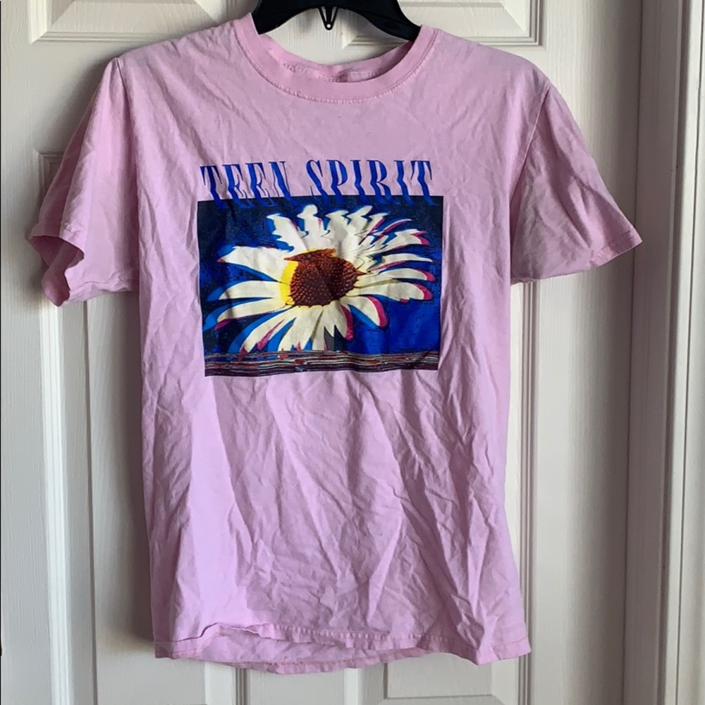 tee shirt